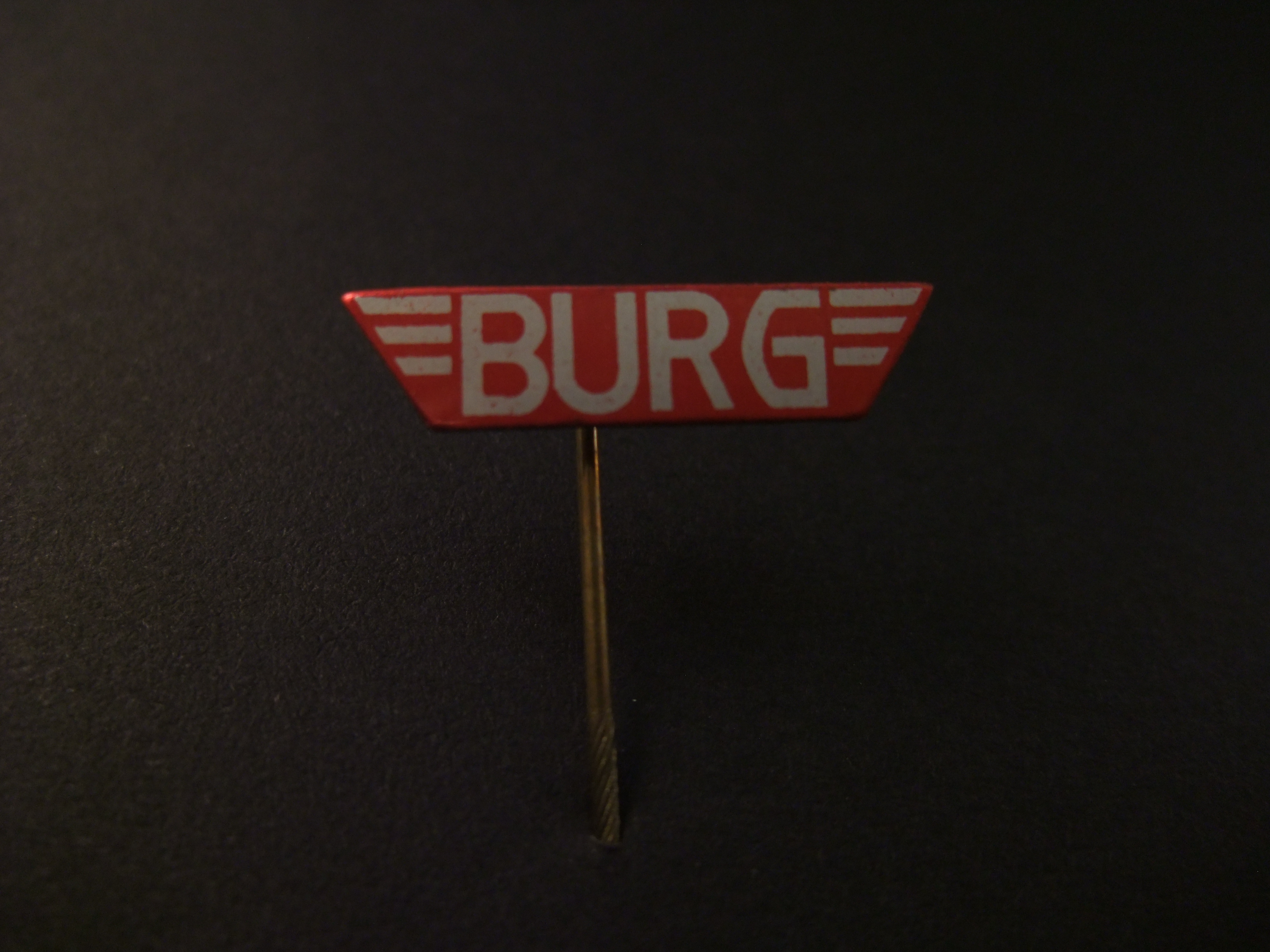 Burg Trailer Service ( trailerbouwer) CarrosseriebedrijfPijnacker rood logo